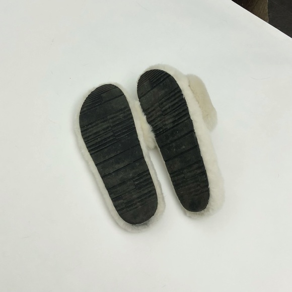 Faux fur slides (like new) - Picture 6 of 7